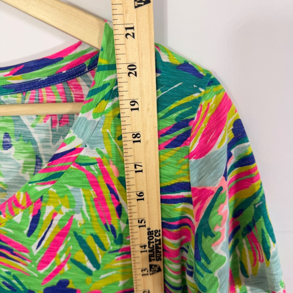 Lilly Pulitzer T-Shirt Womens S Green Palm Print V-Neck Slub Cotton Short Sleeve - Picture 6 of 9